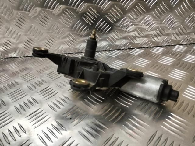 bontott AUDI A4 B7 Hátsó Ablaktörlő Motor