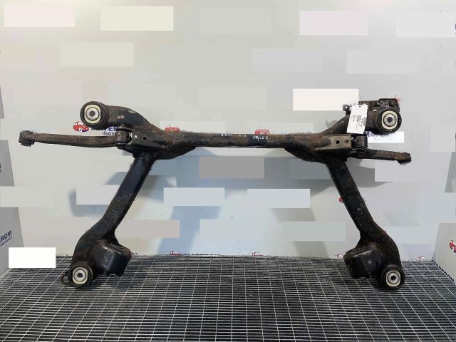 bontott AUDI A4 B7 Hátsó Bölcső