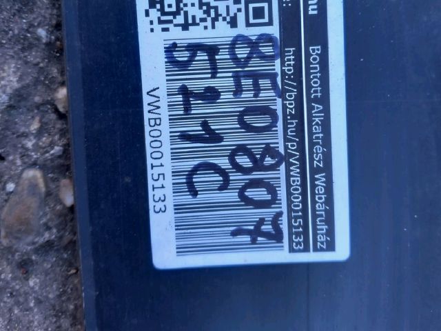 bontott AUDI A4 B7 Hátsó Koptató