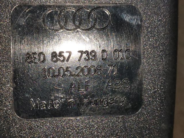 bontott AUDI A4 B7 Hátsó középső Biztonsági Öv Csat