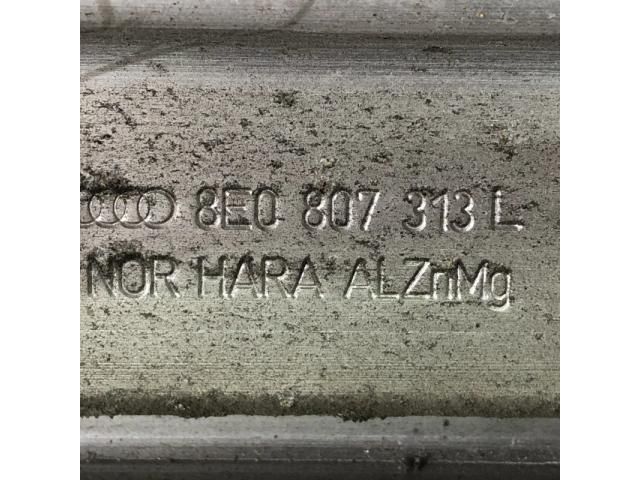 bontott AUDI A4 B7 Hátsó Lökhárító Merevítő (Fém)