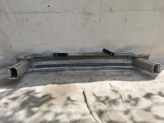 bontott AUDI A4 B7 Hátsó Lökhárító Merevítő (Fém)