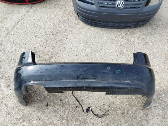 bontott AUDI A4 B7 Hátsó Lökhárító (Részeivel)