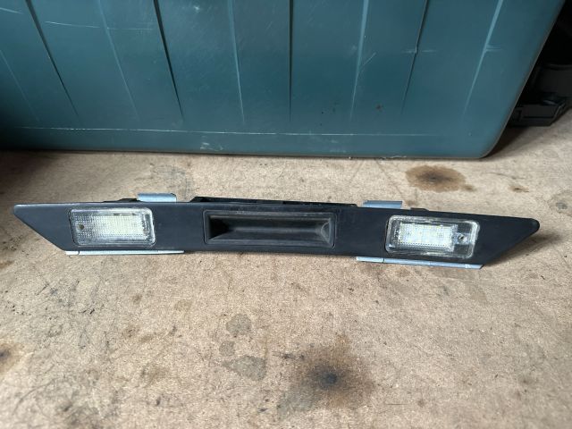 bontott AUDI A4 B7 Hátsó Rendszámtábla Világítás