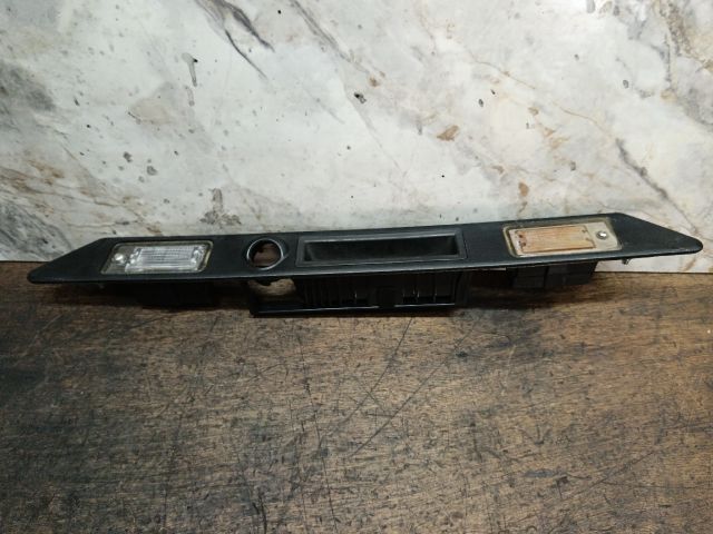 bontott AUDI A4 B7 Hátsó Rendszámtábla Világítás