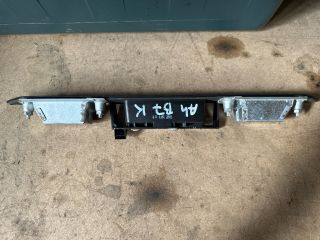 bontott AUDI A4 B7 Hátsó Rendszámtábla Világítás