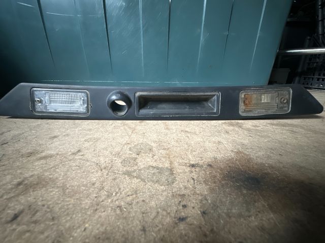 bontott AUDI A4 B7 Hátsó Rendszámtábla Világítás