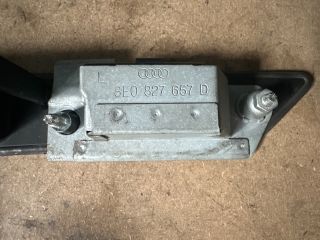 bontott AUDI A4 B7 Hátsó Rendszámtábla Világítás