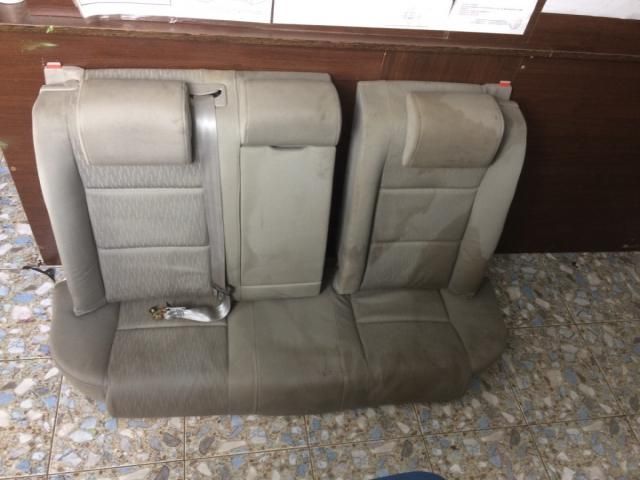 bontott AUDI A4 B7 Hátsó Ülés