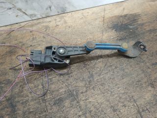 bontott AUDI A4 B7 Hátsó Xenon Szintszabályzó Jeladó