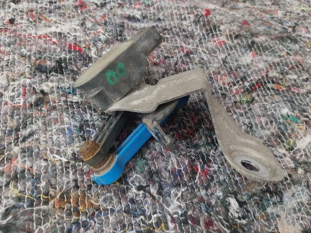 bontott AUDI A4 B7 Hátsó Xenon Szintszabályzó Jeladó