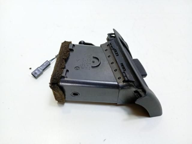 bontott AUDI A4 B7 Hűtőrács