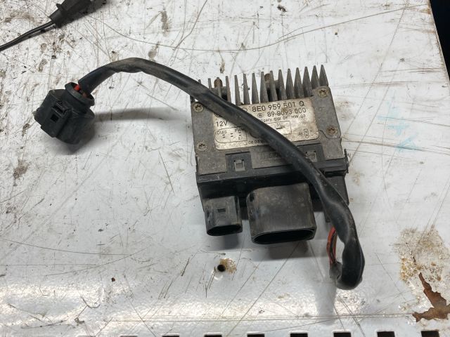 bontott AUDI A4 B7 Hűtőventilátor Motor