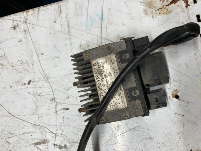 bontott AUDI A4 B7 Hűtőventilátor Motor