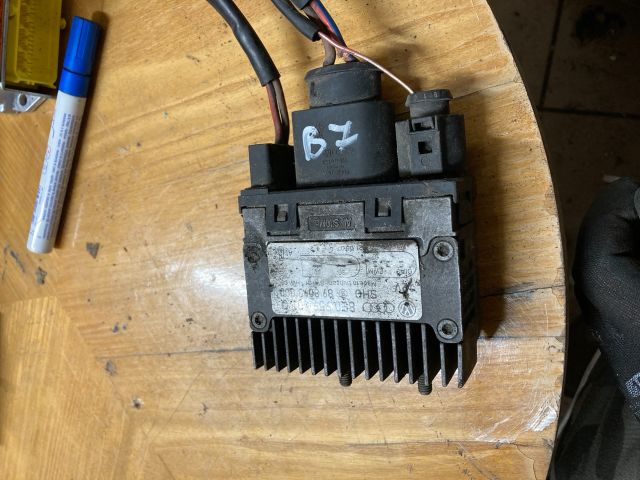 bontott AUDI A4 B7 Hűtőventilátor Motor