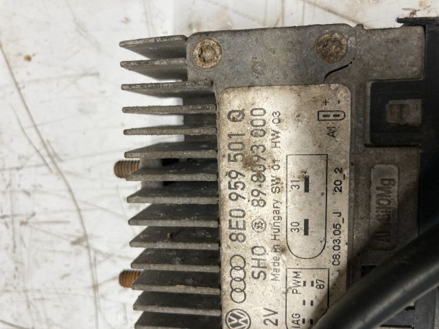 bontott AUDI A4 B7 Hűtőventilátor Motor