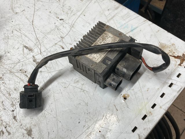 bontott AUDI A4 B7 Hűtőventilátor Motor