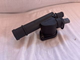 bontott AUDI A4 B7 Hűtővíz Elosztó Cső