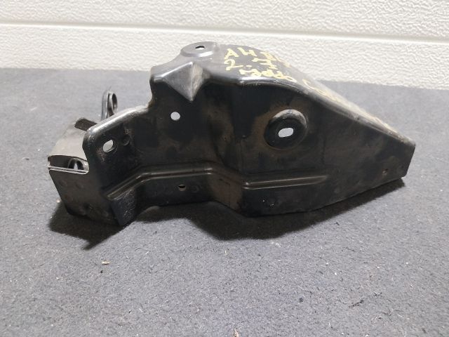 bontott AUDI A4 B7 Intercooler Tartó