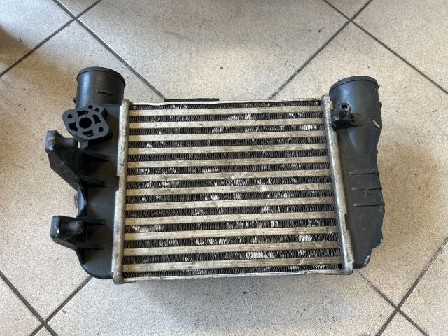 bontott AUDI A4 B7 Intercooler