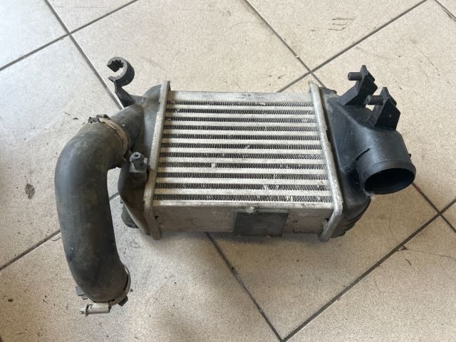bontott AUDI A4 B7 Intercooler