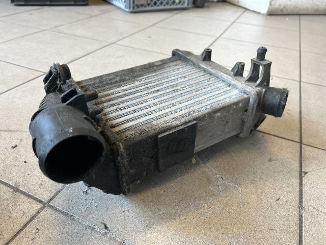 bontott AUDI A4 B7 Intercooler
