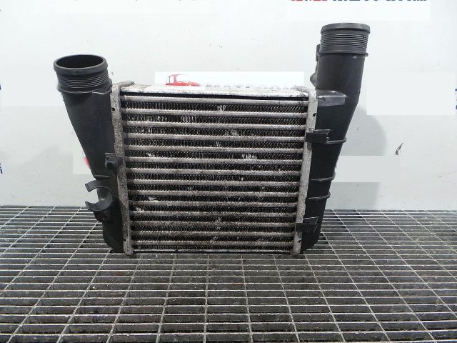 bontott AUDI A4 B7 Intercooler