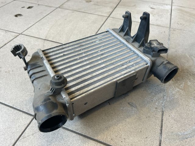 bontott AUDI A4 B7 Intercooler