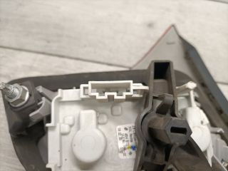 bontott AUDI A4 B7 Jobb Belső Hátsó Lámpa