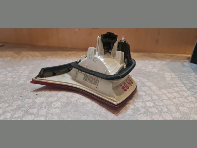 bontott AUDI A4 B7 Jobb Belső Hátsó Lámpa