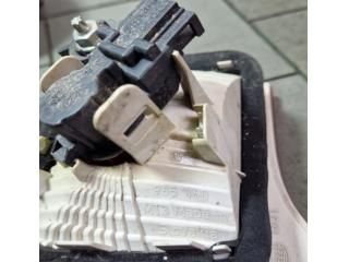 bontott AUDI A4 B7 Jobb Belső Hátsó Lámpa