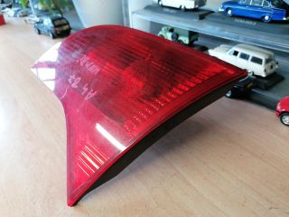 bontott AUDI A4 B7 Jobb Belső Hátsó Lámpa