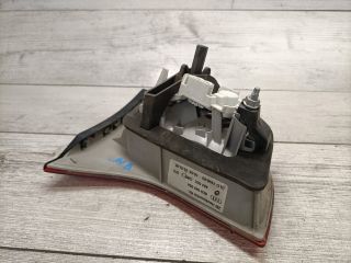 bontott AUDI A4 B7 Jobb Belső Hátsó Lámpa