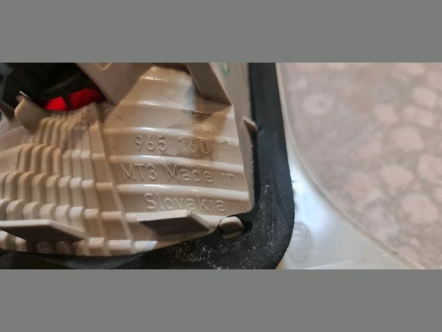 bontott AUDI A4 B7 Jobb Belső Hátsó Lámpa