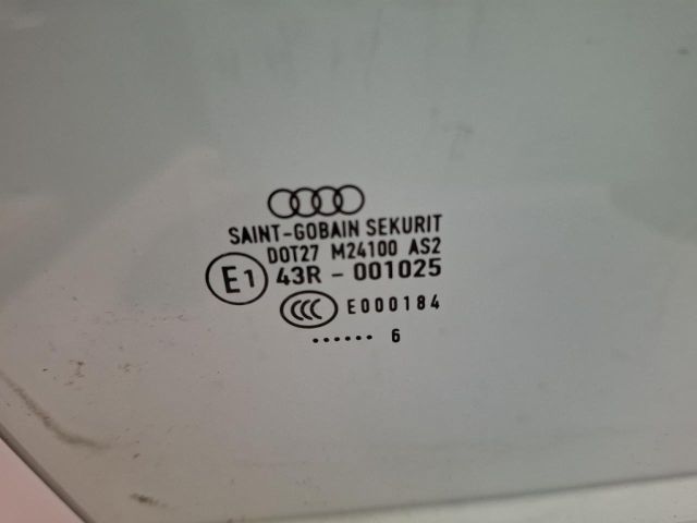 bontott AUDI A4 B7 Jobb első Ablak