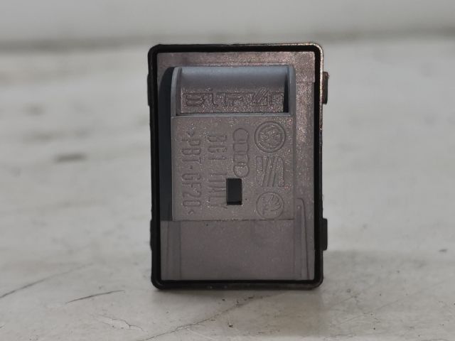 bontott AUDI A4 B7 Jobb első Ablakemelő Kapcsoló