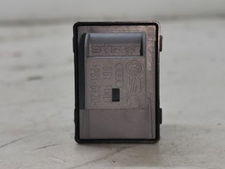 bontott AUDI A4 B7 Jobb első Ablakemelő Kapcsoló