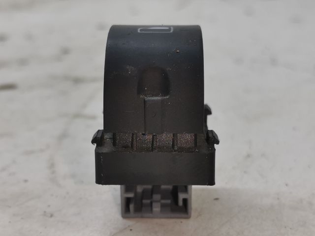 bontott AUDI A4 B7 Jobb első Ablakemelő Kapcsoló