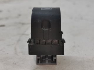 bontott AUDI A4 B7 Jobb első Ablakemelő Kapcsoló