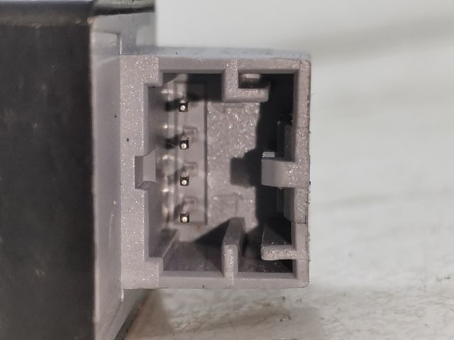 bontott AUDI A4 B7 Jobb első Ablakemelő Kapcsoló