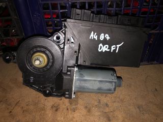 bontott AUDI A4 B7 Jobb első Ablakemelő Motor