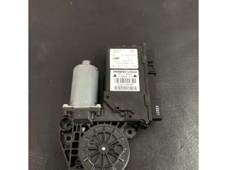 bontott AUDI A4 B7 Jobb első Ablakemelő Motor
