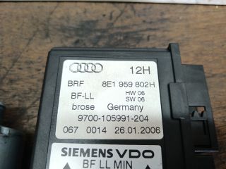 bontott AUDI A4 B7 Jobb első Ablakemelő Motor