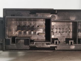 bontott AUDI A4 B7 Jobb első Ablakemelő Motor