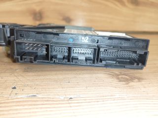 bontott AUDI A4 B7 Jobb első Ablakemelő Motor