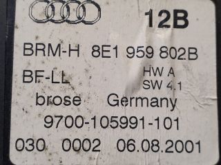 bontott AUDI A4 B7 Jobb első Ablakemelő Motor