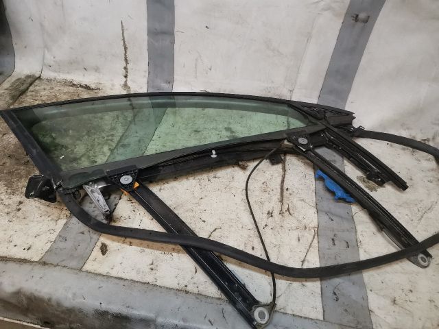 bontott AUDI A4 B7 Jobb első Ablakemelő Szerkezet (Elektromos)