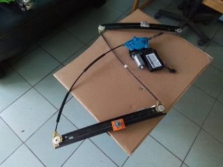 bontott AUDI A4 B7 Jobb első Ablakemelő Szerkezet (Elektromos)