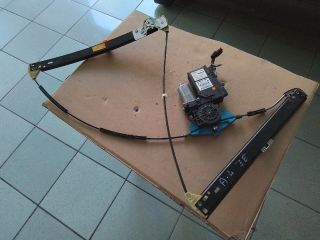 bontott AUDI A4 B7 Jobb első Ablakemelő Szerkezet (Elektromos)