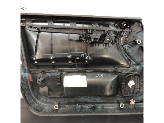 bontott AUDI A4 B7 Jobb első Ajtó Kárpit